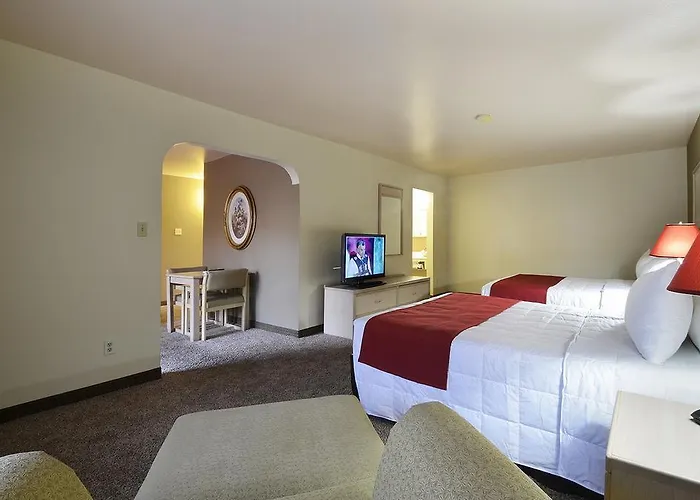 Amco & Suites- Hood Motel