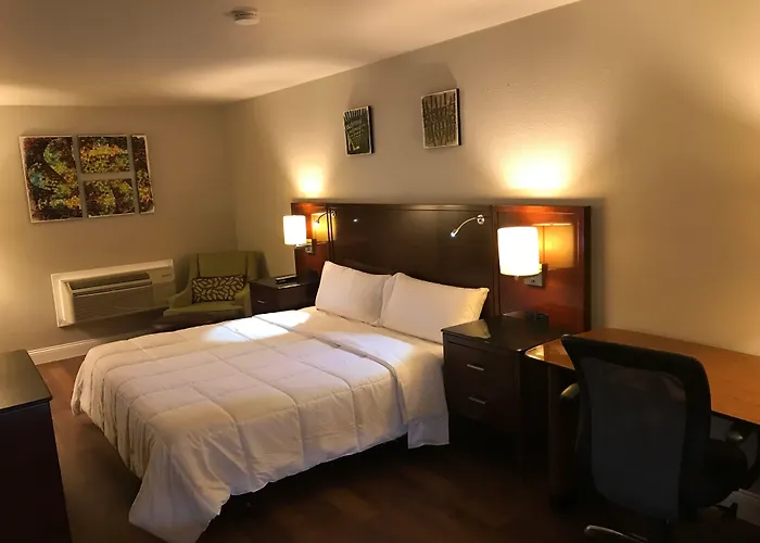 Amco & Suites- Hood Motel