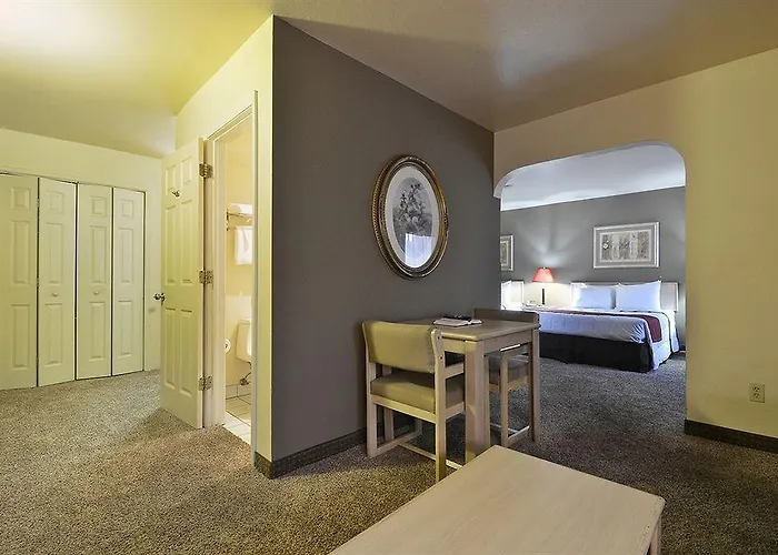 Amco & Suites- Hood Killeen