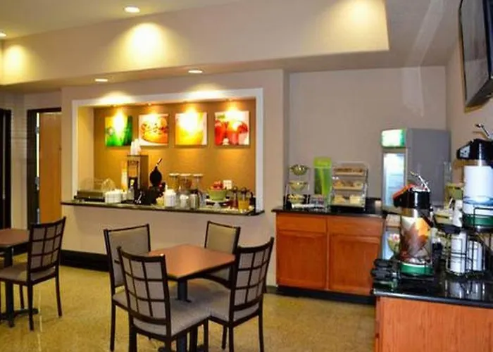 Amco & Suites- Hood Killeen